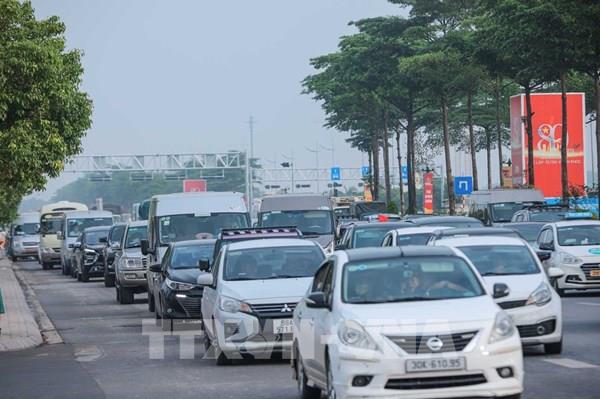 Hà Nội tiếp tục phân luồng giao thông phục vụ Triển lãm thành tựu kinh tế - xã hội