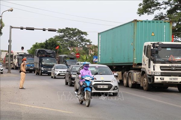 Tỉnh lộ “xương sống” của Hải Phòng bị quá tải