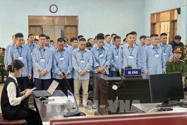 Xét xử 37 bị cáo trong đường dây chế tạo, mua bán vũ khí liên tỉnh