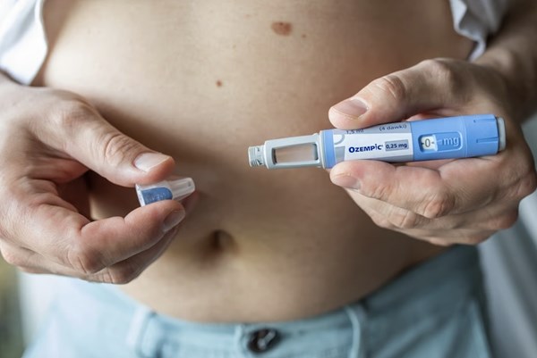 Singapore điều tra việc bán trái phép sản phẩm giảm béo trực tuyến