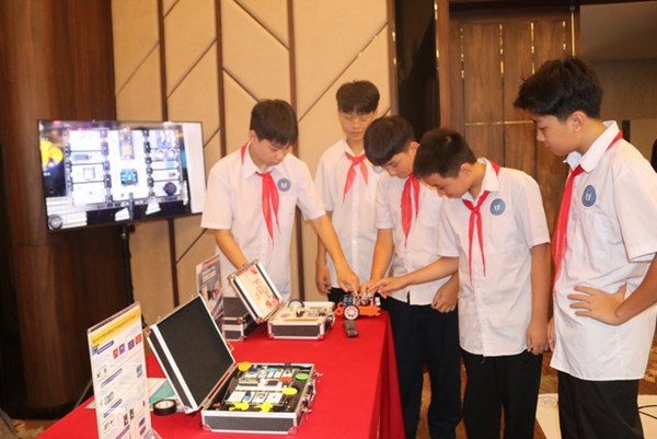 Hợp tác nhằm nâng cao năng lực số cho địa phương miền núi