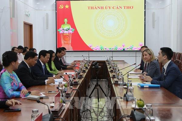 Cần Thơ chủ động kết nối quốc tế về y tế, giáo dục
