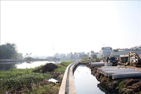 Dự án kênh Tham Lương - Bến Cát chậm tiến độ vì thiếu cát, đá