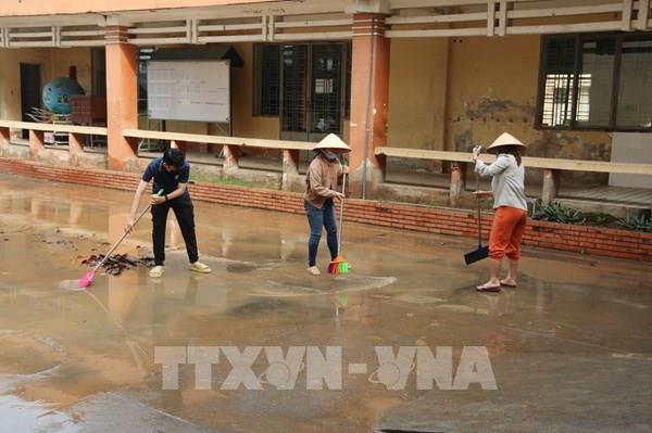 Nước sông Buông dâng cao, hàng ngàn học sinh Đồng Nai phải nghỉ học