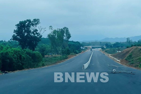 Đẩy nhanh tiến độ giải phóng mặt bằng tuyến cao tốc Chợ Mới - Bắc Kạn