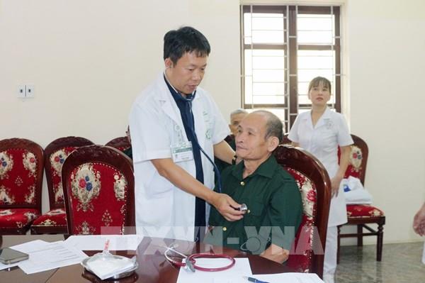 Triển khai giải pháp đột phá, tăng cường bảo vệ, chăm sóc và nâng cao sức khỏe nhân dân