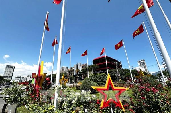 Đà Nẵng phấn đấu trở thành trung tâm kinh tế - xã hội đa ngành, đa lĩnh vực