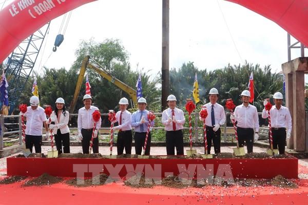 Dự án ven sông Bảo Định chậm nhịp vì vướng mặt bằng