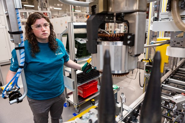 Bosch đặt mục tiêu tiết kiệm 2,5 tỷ euro qua cắt giảm việc làm