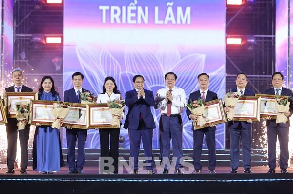 Hơn 7 triệu khách tham quan phân khu Bộ Xây dựng tại Triển lãm thành tựu đất nước