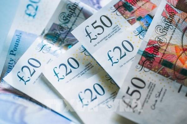 Anh: Gia tăng áp lực tài chính trước khi ngân sách được công bố