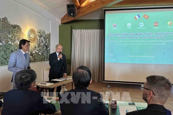 Châm cứu – Cầu nối y học và văn hóa giữa Việt Nam và Pháp