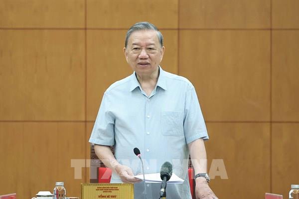 Tổng Bí thư chủ trì làm việc với Ban Thường vụ Đảng uỷ Chính phủ về Luật Đất đai (sửa đổi)