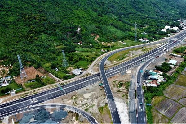 Cảnh báo các nguy cơ gây mất an toàn trên tuyến cao tốc Vân Phong - Nha Trang