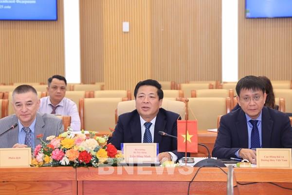 Nghiên cứu khả năng thành lập liên doanh vận tải hàng hải Việt - Nga