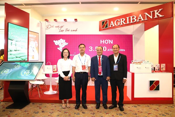 Agribank tiếp tục khẳng định vị thế tiên phong trong kỷ nguyên số