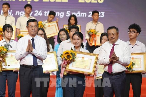 Nhiều điểm mới về khen thưởng, kỷ luật nhân văn, vì sự tiến bộ của học sinh