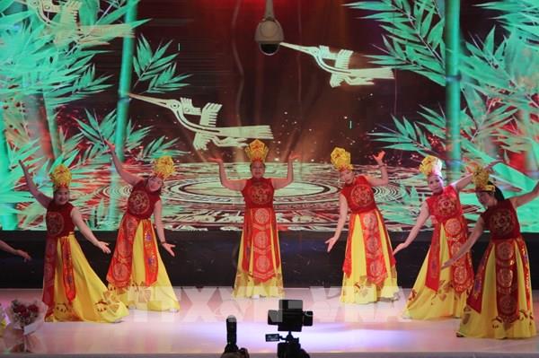 “Hương Sắc Việt Nam”: Bản hòa ca tôn vinh phụ nữ Việt trên đất Séc