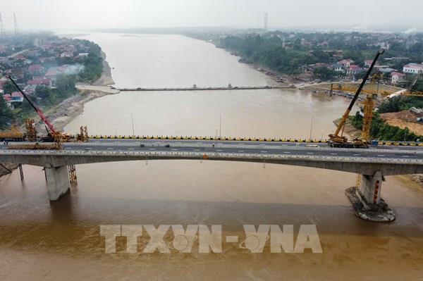 Cầu Phong Châu mới được khánh thành trước 3 tháng so với kế hoạch