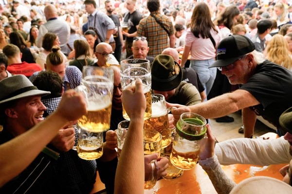 Oktoberfest – 215 năm sức hút từ bia và văn hóa Đức