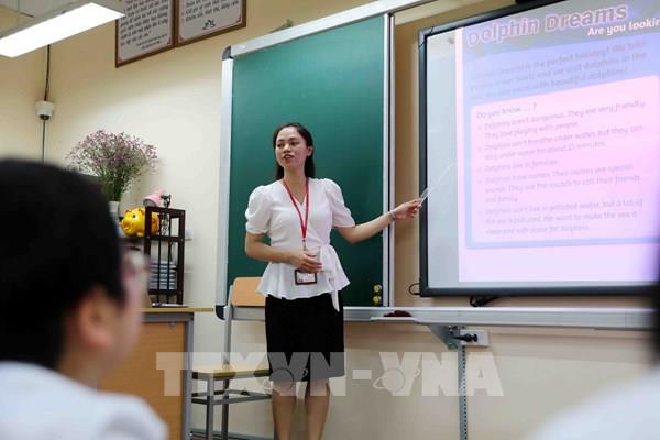 Chính thức áp dụng: Trả lương gấp rưỡi cho giáo viên dạy thêm giờ
