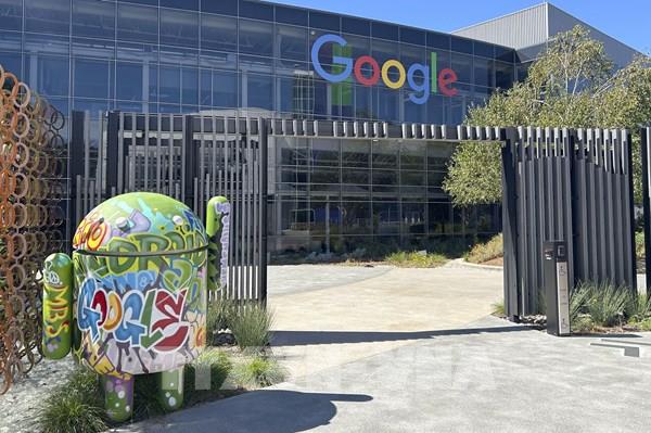 Google trở lại ngoạn mục trong cuộc đua AI