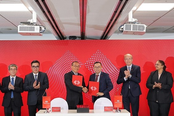 Ra mắt Công ty Bảo hiểm Nhân thọ Kỹ Thương (Techcom Life)