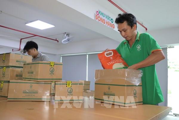 Doanh nghiệp Việt xoay trục mạnh trên “đường đua” thương mại điện tử