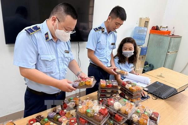 Hà Nội phát hiện, xử lý hàng chục vụ vi phạm hàng lậu, không rõ nguồn gốc
