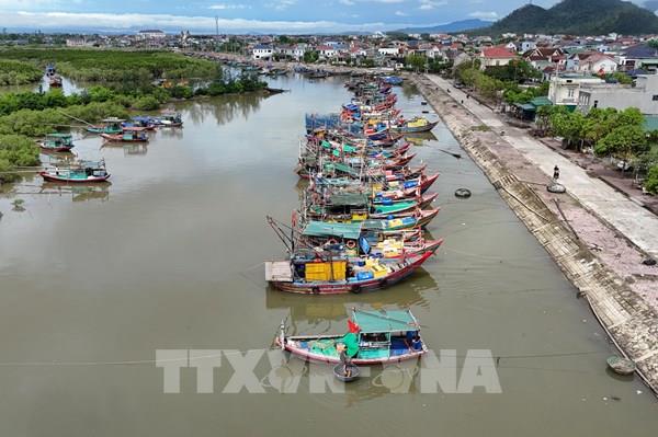 Ứng phó bão số 10: Hưng Yên hoàn thành sắp xếp tàu thuyền tránh trú bão trước 16 giờ ngày 27/9