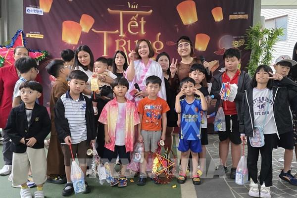 Nuôi dưỡng tình quê hương qua Tết Trung thu 2025 tại Hàn Quốc