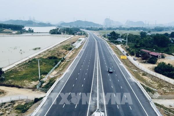Từ 23h hôm nay, cấm đường cao tốc Bắc - Nam phía Đông từ nút giao Nghi Sơn đến Vũng Áng