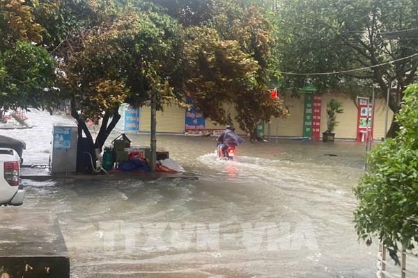 Thanh Hóa nhiều khu dân cư ngập sâu sau bão số 10