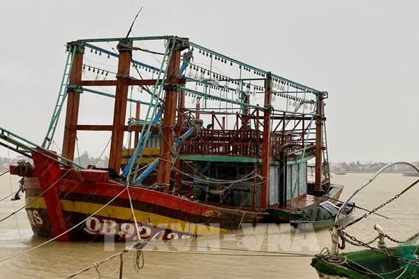 Quảng Trị: Nhiều thiệt hại nặng nề do bão số 10 gây ra
