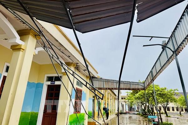 Bão chồng bão, trường học Hà Tĩnh thiệt hại nặng nề