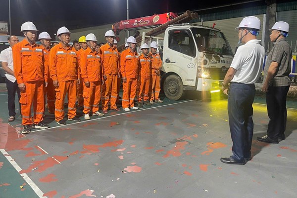 Hơn 1,8 triệu khách hàng của Điện lực miền Bắc đã có điện trở lại