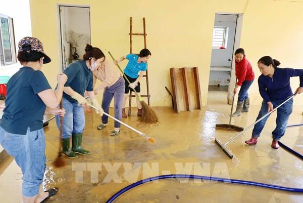 Hà Tĩnh xử lý môi trường, phòng chống dịch bệnh sau mưa bão