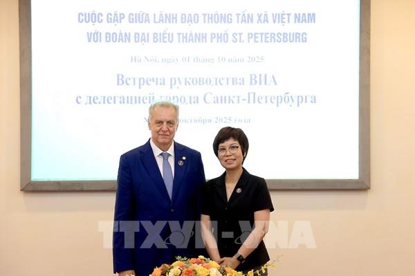 Tăng cường kết nối TTXVN với các cơ quan báo chí - truyền thông thành phố St. Petersburg