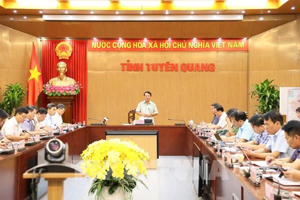 Không để mất liên lạc với người dân tại các khu vực bị chia cắt, cô lập