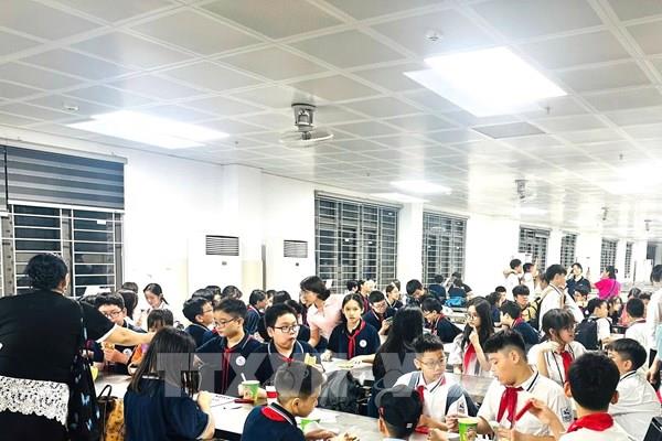 Học sinh Hà Nội chuyển sang học trực tuyến ngày 6/10 để ứng phó bão số 11