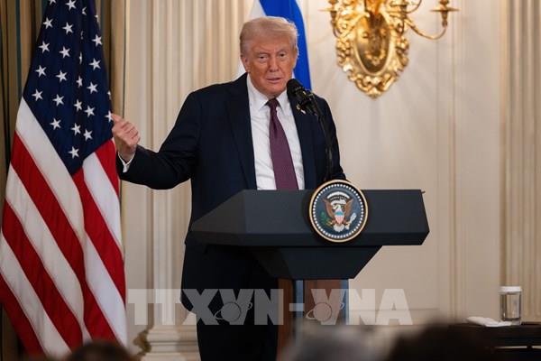 Tổng thống Mỹ Donald Trump tập trung cắt giảm các dự án ưu tiên của đảng Dân chủ