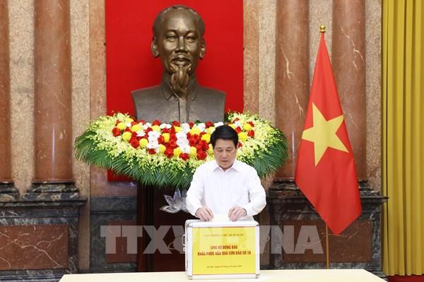 Văn phòng Chủ tịch nước quyên góp, ủng hộ đồng bào khắc phục hậu quả cơn bão số 10