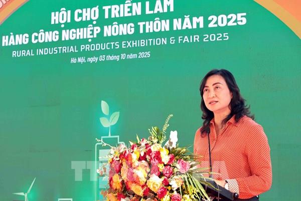 Hơn 250 gian hàng trưng bày giới thiệu sản phẩm tại Hội chợ triển lãm công nghiệp nông thôn