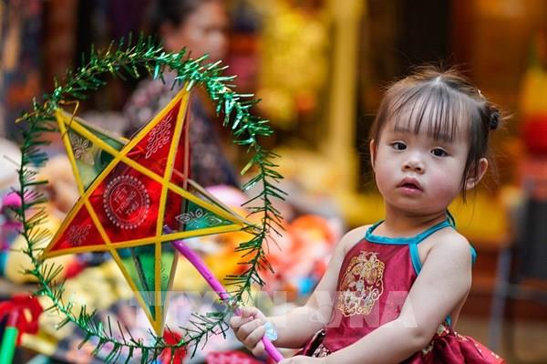 Đồ chơi truyền thống Trung Thu chiếm ưu thế trên thị trường