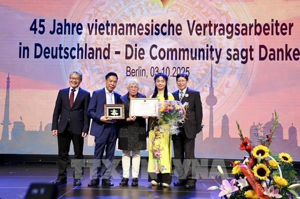 45 năm hợp tác lao động Việt Nam - Đức