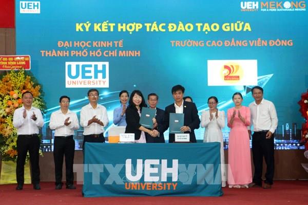 Bắt nhịp thị trường lao động từ giảng đường đến doanh nghiệp