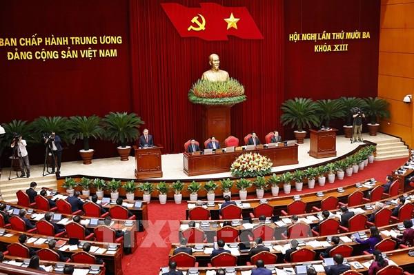 Thông cáo báo chí về ngày làm việc thứ nhất Hội nghị Trung ương 13