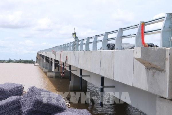 Cầu Đại Ngãi nối Cần Thơ và Vĩnh Long dự kiến thông xe vào tháng 12