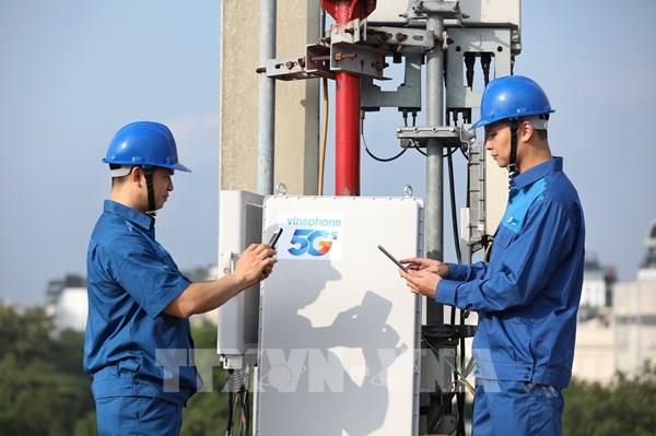 Nhà mạng chủ động ứng phó hoàn lưu bão số 11, giữ thông tin thông suốt