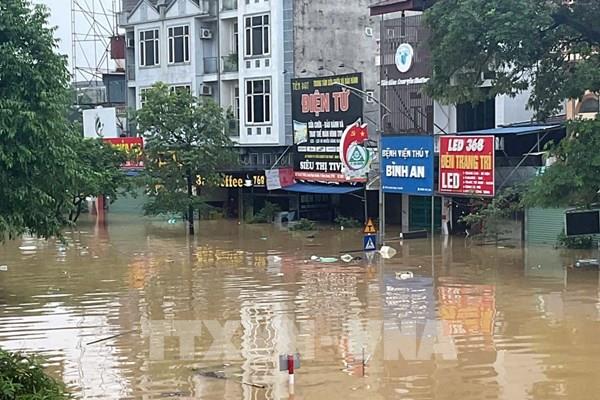 Hình ảnh trung tâm tỉnh Thái Nguyên vẫn chìm trong biển nước sáng 8/10
